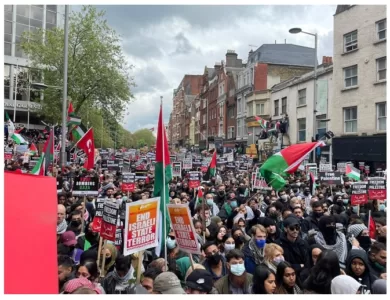 Ratusan-Ribu-Demonstran-Gelar-Aksi-Dukung-Rakyat-Palestina-di-Kota-London-Inggris-Yukemaricom