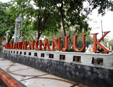 Rekomendasi-Tujuan-Wisata-Alun-Alun-Kabupaten-Nganjuk